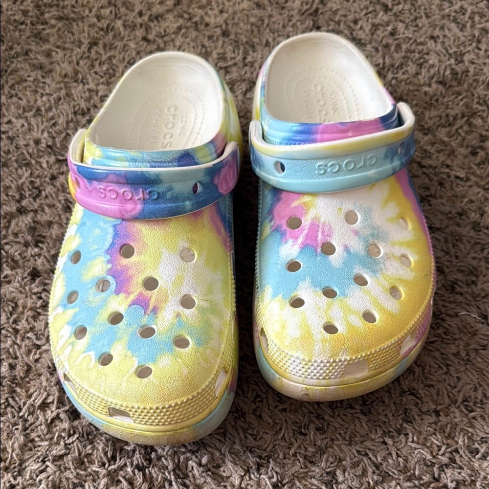 Colorful Clogs - Picture 2 of 5
